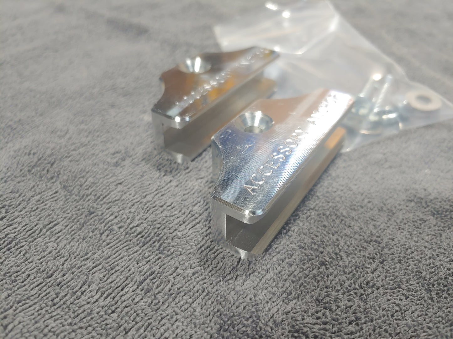 Hub Mount Swivels