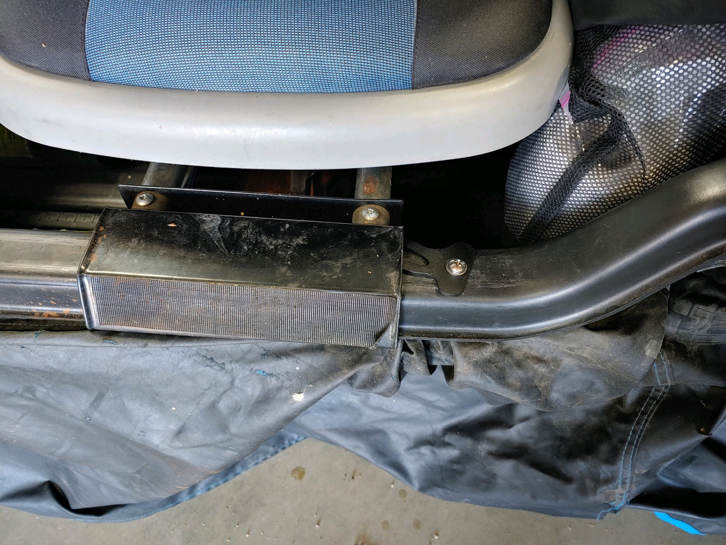Swing Away Ice Rod Holder