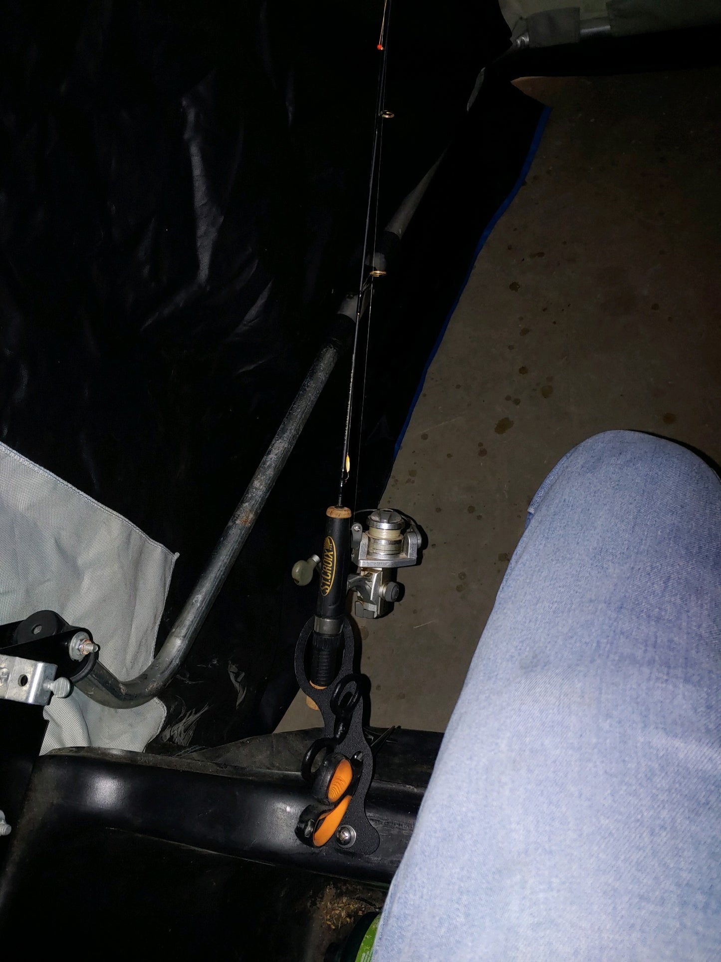 Swing Away Ice Rod Holder