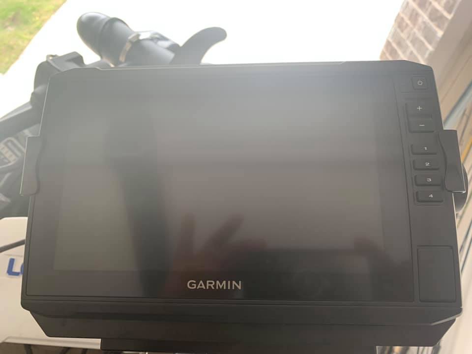 Cradle Locker - Fits Garmin Echomap 7" & 9" Units