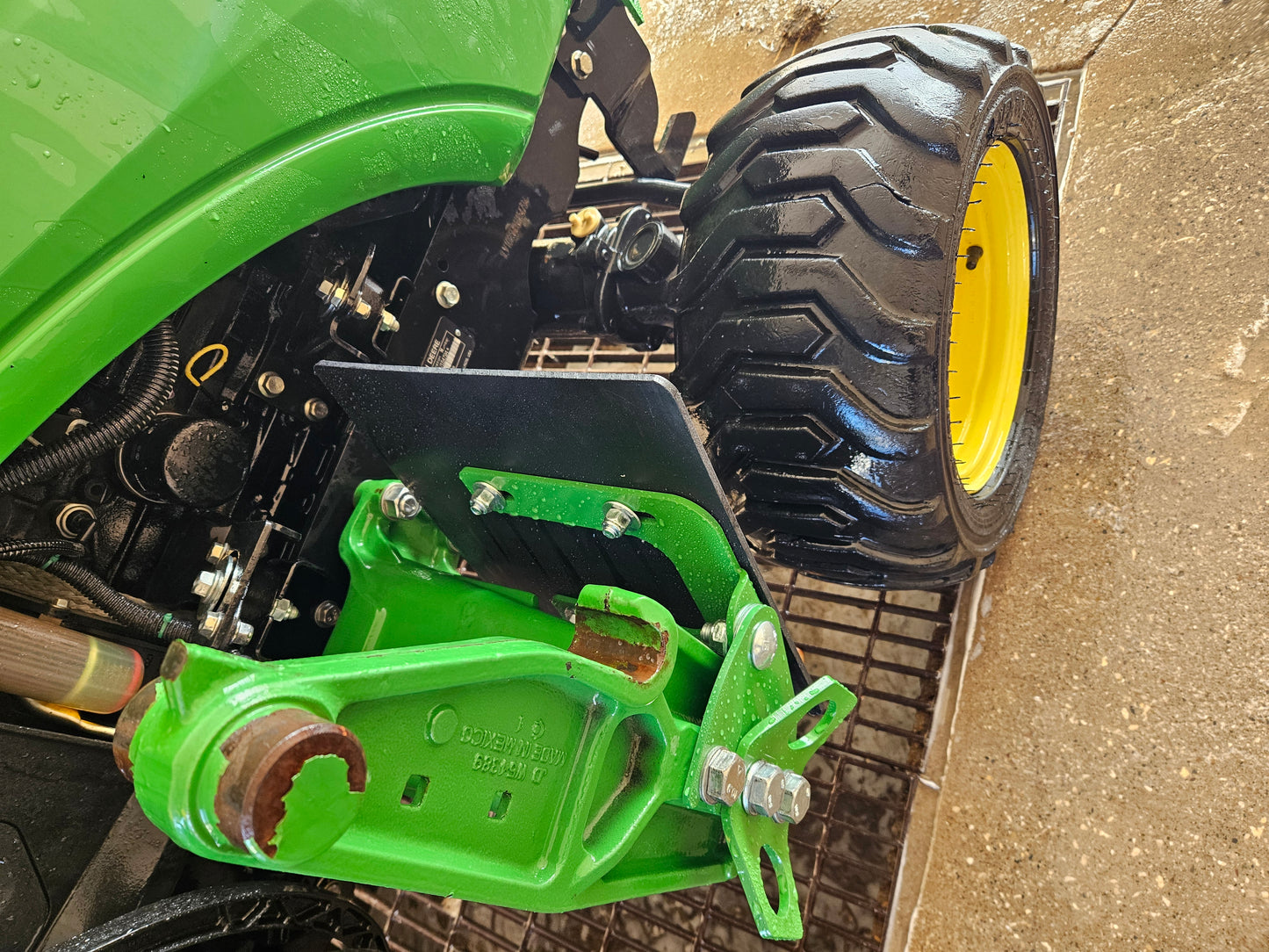 John Deere 1 Series Mud Flap Kit