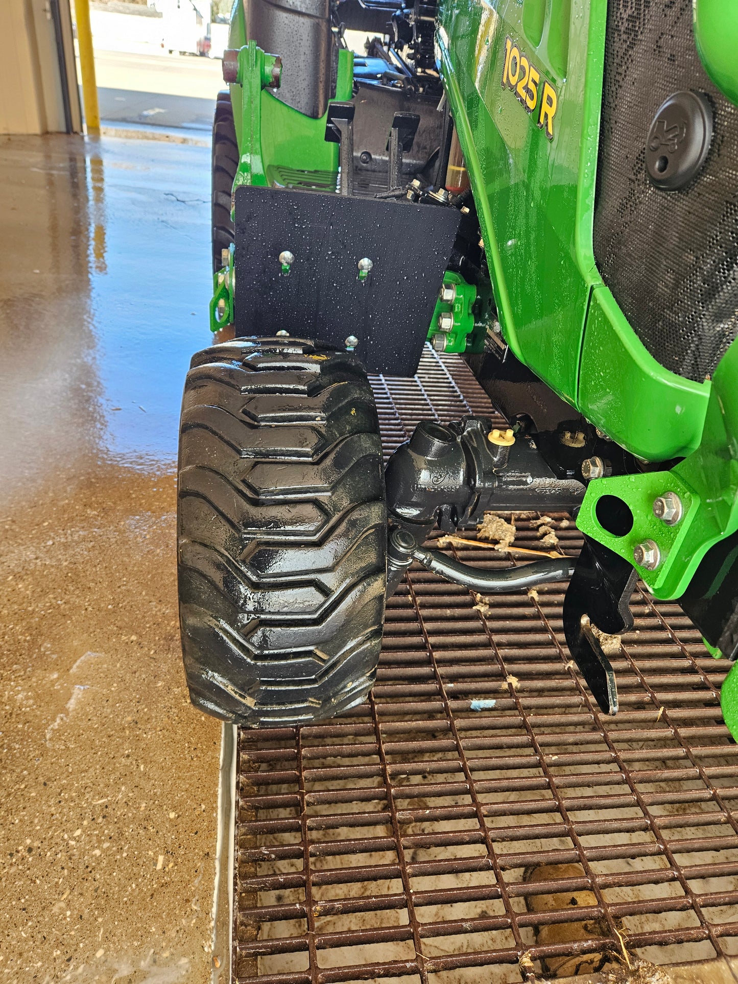 John Deere 1 Series Mud Flap Kit