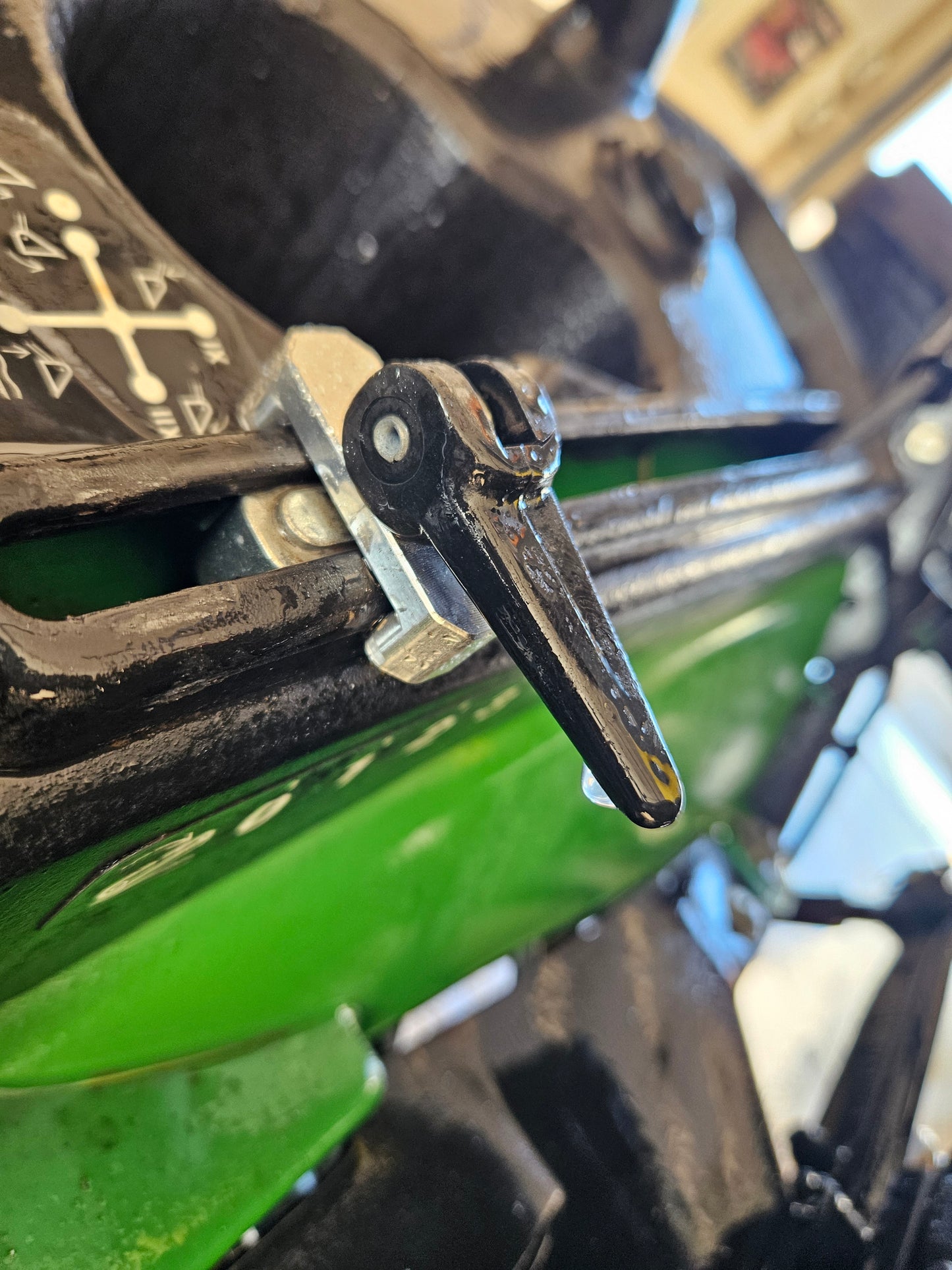 John Deere 1 Series 3PT Lever Clamp / Stop